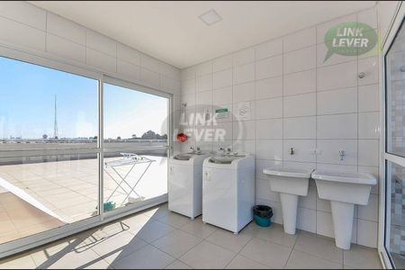 16_photo/94dce5ac6f.d03fda967fbd5427-ATLAS-2368e364-c33a-40ce-949c-40bc893bedb6.jpg de apartamento para alugar com 1 quarto, 26m² em Cristo Rei, Curitiba