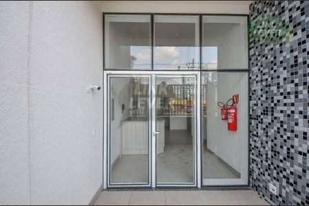 4_photo/94dce5ac6f.d03fda967fbd5427-ATLAS-e4e0bef7-6be3-4753-b79e-c4151c001b48.jpg de apartamento para alugar com 1 quarto, 38m² em Cristo Rei, Curitiba