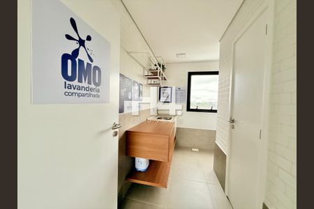 5_photo/94dce5ac9b.05845e77d593be1e-ATLAS-2757a0d3-fca0-49b2-b04a-e8a35f667d4f.jpg de apartamento à venda com 1 quarto, 28m² em Cristo Rei, Curitiba