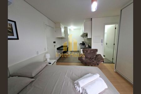 4_photo/94dce5ac9b.5369270be9550fa5-ATLAS-1966070d-2cbf-4fc6-abb9-91e93cfaf0a2.jpg de kitnet/studio à venda com 1 quarto, 27m² em Cristo Rei, Curitiba