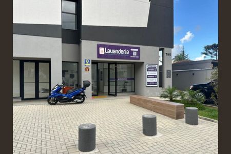 13_photo/94dce5ac9b.da96a1a17422ca13-ATLAS-e76fdfe3-6149-4bfc-ab63-cebd02ec9149.jpg de apartamento à venda com 1 quarto, 28m² em Cristo Rei, Curitiba