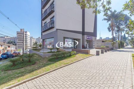 33_photo/94dce5acb1.0e8fa13b04ef6522-ATLAS-a8adecbd-5bc7-4dae-9e52-f8ff865e04cb.jpg de apartamento à venda com 1 quarto, 24m² em Cristo Rei, Curitiba