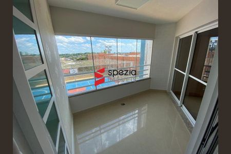 4_photo/94dce5acb1.fe684ebfd2bc9f4d-ATLAS-bc7817d9-be94-4340-a8ef-4b6cfa17db18.jpg de apartamento para alugar com 3 quartos, 182m² em Cristo Rei, Curitiba