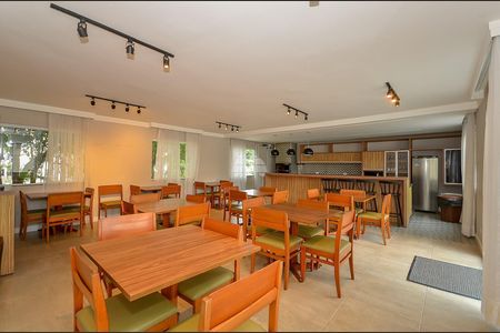 5_photo/94dce5acdb.655b2af42d050e96-ATLAS-34d46d38-6f20-4bd7-8c91-ce7f9ea89157.jpg de apartamento à venda com 3 quartos, 59m² em Cristo Rei, Curitiba