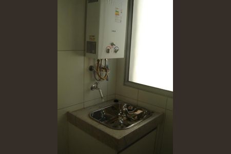 12_photo/94dce5acdb.fbcd7a2e7ac63d93-ATLAS-a5b3d712-6a9b-4b95-9a79-1d95315f5097.jpg de apartamento para alugar com 2 quartos, 52m² em Cristo Rei, Curitiba