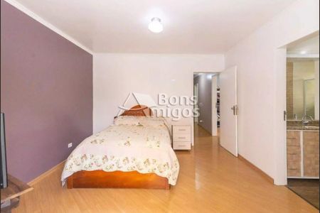 2_photo/94dce5ace1.b2a80c3de4845e72-ATLAS-03715e9d-0948-4e46-b7b9-15306f5de6de.jpg de casa à venda com 4 quartos, 298m² em Alto da XV, Curitiba