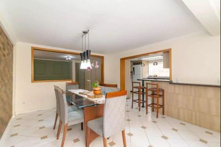 7_photo/94dce5ace1.b2a80c3de4845e72-ATLAS-7c8710b8-2d80-4e5a-9413-1943ccc7d39e.jpg de casa à venda com 4 quartos, 298m² em Alto da XV, Curitiba