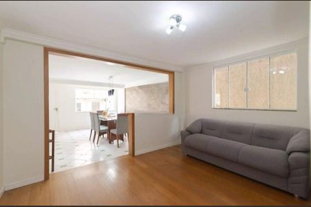 4_photo/94dce5ace1.b2a80c3de4845e72-ATLAS-ecb70042-ac0f-499b-8805-e4d5a05232ed.jpg de casa à venda com 4 quartos, 298m² em Alto da XV, Curitiba