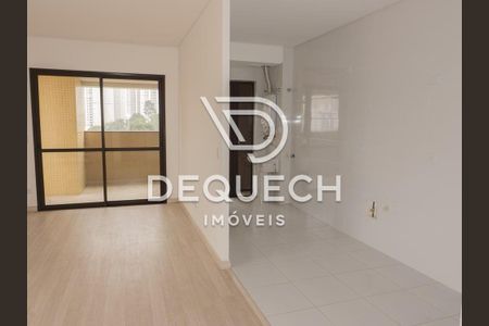 4_photo/94dce5ace3.3f1b49cd0d1d338f-ATLAS-7baf1f20-20b6-497d-ad57-833a7e53dbc4.jpg de apartamento à venda com 3 quartos, 108m² em Cristo Rei, Curitiba