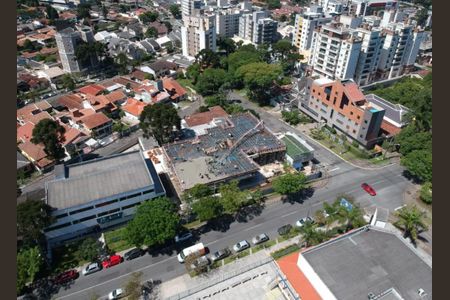 1_photo/94dce5ad09.5e32ded3db9b1cf2-ATLAS-793d3e7c-8576-4c98-8be9-fdc83cfd2c29.jpg de apartamento à venda com 3 quartos, 101m² em Cristo Rei, Curitiba