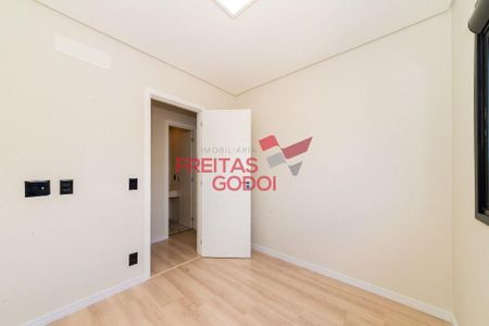 15_photo/94dce5ad31.7ac0e98cfc1791ff-ATLAS-bf7fb3d4-dafc-43fe-bd5f-8b4fa0f3a955.jpg de apartamento à venda com 2 quartos, 66m² em Cristo Rei, Curitiba