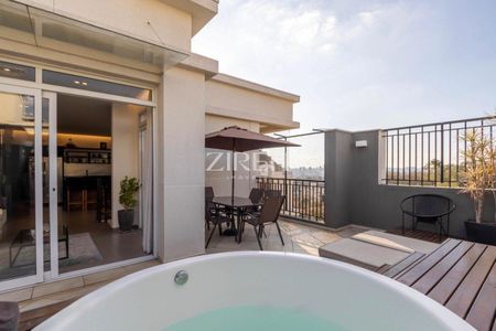 7_photo/94dce5ad3b.4db9bea6ed89ec12-ATLAS-6df013eb-b496-410b-960a-c5aa4ad2c769.jpg de apartamento à venda com 3 quartos, 222m² em Cristo Rei, Curitiba