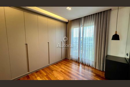 3_photo/94dce5ad3b.ba97ac63d5ac1cb4-ATLAS-0ad49cc6-7a69-4869-802c-aebd558da77b.jpg de apartamento à venda com 3 quartos, 222m² em Cristo Rei, Curitiba