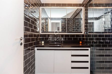 22_photo/94dce5ad3b.ba97ac63d5ac1cb4-ATLAS-aef2b373-148a-4cf1-a0e2-3216bf835baa.jpg de apartamento à venda com 3 quartos, 222m² em Cristo Rei, Curitiba