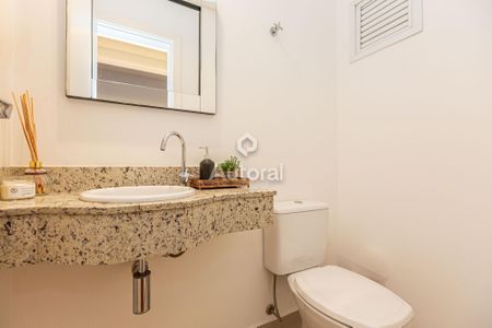 6_photo/94dce5ad3b.ba97ac63d5ac1cb4-ATLAS-b8b0d953-7078-4d90-9b9a-95b4deffb288.jpg de apartamento à venda com 3 quartos, 222m² em Cristo Rei, Curitiba