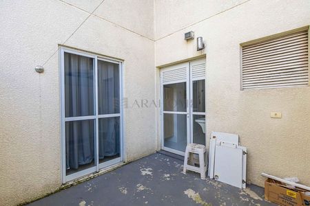 11_photo/94dce5ad4d.a7eef0fe965c71a7-ATLAS-925fae5b-cd2f-43b6-8ab7-fd28db99757e.jpg de apartamento para alugar com 2 quartos, 78m² em Cristo Rei, Curitiba