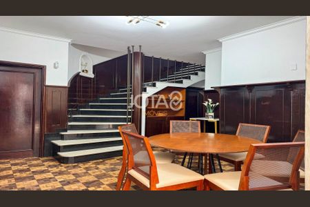 10_photo/94dce5ad7d.a71661a956c2c8d1-ATLAS-585dae0d-0733-49e7-9a6e-09d836a302b0.jpg de casa para alugar com 7 quartos, 520m² em Alto da XV, Curitiba