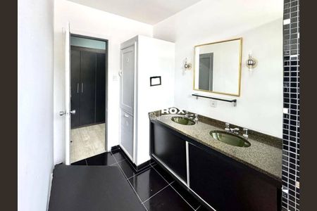 11_photo/94dce5ad9d.8e51134bb47d3bde-ATLAS-38a8615a-c855-4986-b223-4e6d1c330329.jpg de casa para alugar com 7 quartos, 540m² em Cristo Rei, Curitiba