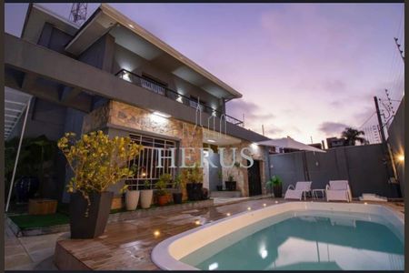 5_photo/94dce5ad9d.8e51134bb47d3bde-ATLAS-a5b354db-af2b-4e14-bcbf-3abab82bde6f.jpg de casa para alugar com 7 quartos, 672m² em Cristo Rei, Curitiba