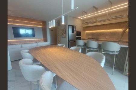 14_photo/94dce5adb7.e5c1dbf3952ec410-ATLAS-81ee7244-fd50-43eb-b45e-af45e2f4c271.jpg de apartamento à venda com 3 quartos, 93m² em Cristo Rei, Curitiba