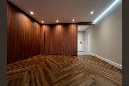 6_photo/94dce5adc9.04af7fc2355c33fa-ATLAS-7c81af64-c2fe-4cf6-b32a-561d679f6eff.jpg de apartamento à venda com 2 quartos, 80m² em Cristo Rei, Curitiba