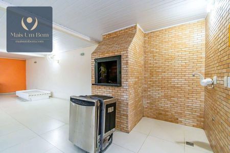 2_photo/94dce5ae3f.3c20d05746a6d1b7-ATLAS-04cb949a-f41e-4ddd-85b2-fb1efd29f202.jpg de casa à venda com 3 quartos, 210m² em Tarumã, Curitiba