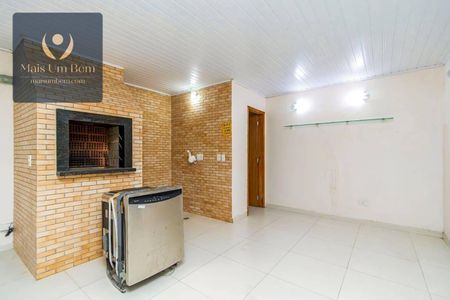 6_photo/94dce5ae3f.3c20d05746a6d1b7-ATLAS-28c3bdea-cb59-428a-9096-ea7690721c2e.jpg de casa à venda com 3 quartos, 210m² em Tarumã, Curitiba