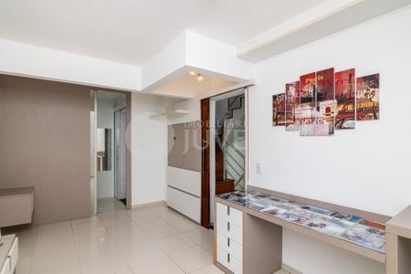 6_photo/94dce5ae6f.08afe9e7eafb73ae-ATLAS-d0d5eddb-290e-4709-ac99-944ae0ad29d3.jpg de casa à venda com 2 quartos, 135m² em Jardim Social, Curitiba