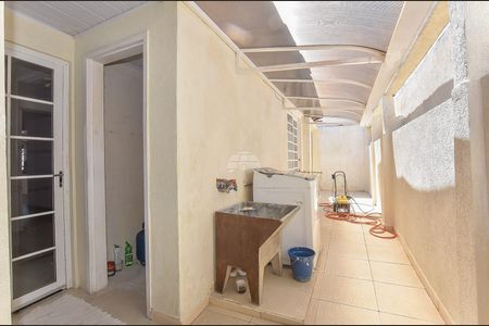 4_photo/94dce5af9b.732b7fd8aaa5f07d-ATLAS-0b03f020-7d56-4bdb-8e80-c257e8da94f0.jpg de casa à venda com 3 quartos, 120m² em Tarumã, Curitiba