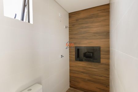 4_photo/94dce5afcb.4d5f998e3e6d7143-ATLAS-3fc80420-6a5b-404a-a37a-a4db93cce9b8.jpg de casa à venda com 3 quartos, 191m² em Tarumã, Curitiba