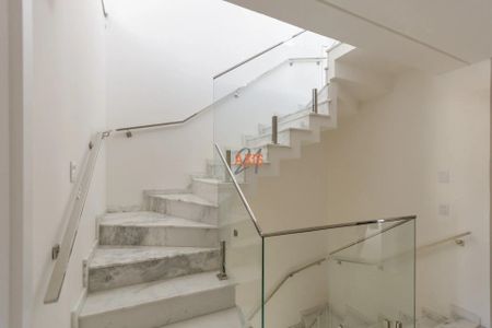 10_photo/94dce5afcb.4d5f998e3e6d7143-ATLAS-643571ff-3079-43fa-9fde-3af4ec672d2b.jpg de casa à venda com 3 quartos, 191m² em Tarumã, Curitiba