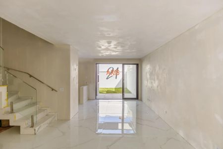 8_photo/94dce5afcb.4d5f998e3e6d7143-ATLAS-bc8fb324-bd26-4aa4-a90d-51a4072a192c.jpg de casa à venda com 3 quartos, 191m² em Tarumã, Curitiba