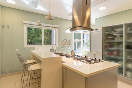 19_photo/94dce5b0af.adbb37f92a381176-ATLAS-2e68874e-0f10-4cbb-965e-6a47c2762c20.jpg de casa à venda com 4 quartos, 1260m² em Jardim Social, Curitiba