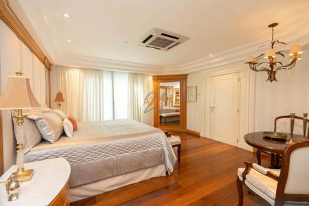 50_photo/94dce5b0af.adbb37f92a381176-ATLAS-cc17e7f2-e209-496b-961f-b25d4d59938c.jpg de casa à venda com 4 quartos, 1260m² em Jardim Social, Curitiba