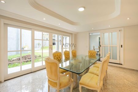 4_photo/94dce5b0df.d2f70d4d9a40d25a-ATLAS-0a1d0f1a-b23d-4dc9-bca9-725e754c2167.jpg de casa à venda com 5 quartos, 450m² em Jardim Social, Curitiba