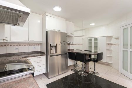 11_photo/94dce5b0df.d2f70d4d9a40d25a-ATLAS-2169eff9-6485-469b-9d4c-63fce224d6fe.jpg de casa à venda com 5 quartos, 450m² em Jardim Social, Curitiba