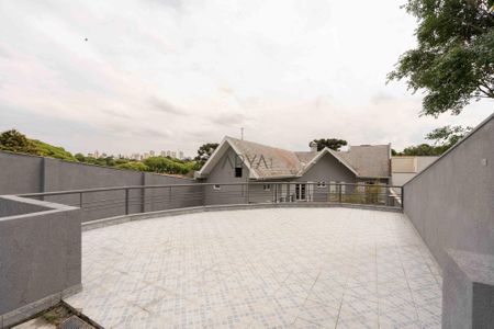 12_photo/94dce5b0df.d2f70d4d9a40d25a-ATLAS-32b1a3d4-aef8-47fd-951e-477ecd55947a.jpg de casa à venda com 5 quartos, 450m² em Jardim Social, Curitiba