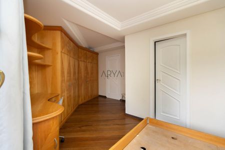 43_photo/94dce5b0df.d2f70d4d9a40d25a-ATLAS-3704c7fe-83eb-4d8f-876e-bd6e18a3e785.jpg de casa à venda com 5 quartos, 450m² em Jardim Social, Curitiba