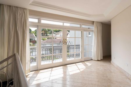 33_photo/94dce5b0df.d2f70d4d9a40d25a-ATLAS-39d5ae21-19b5-499e-94fa-29e95224322e.jpg de casa à venda com 5 quartos, 450m² em Jardim Social, Curitiba