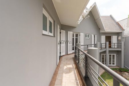 22_photo/94dce5b0df.d2f70d4d9a40d25a-ATLAS-6cc4e3f7-b438-4a63-8b31-f0bcbdf5f844.jpg de casa à venda com 5 quartos, 450m² em Jardim Social, Curitiba