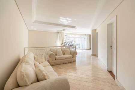 35_photo/94dce5b0df.d2f70d4d9a40d25a-ATLAS-d362a7c3-4a06-4d37-8e82-1a6c0797ce09.jpg de casa à venda com 5 quartos, 450m² em Jardim Social, Curitiba