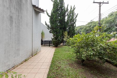 7_photo/94dce5b10f.52c59c0786f5d273-ATLAS-cb436d87-7247-4ff4-8d33-dea7efc229ab.jpg de casa à venda com 4 quartos, 649m² em Jardim Social, Curitiba