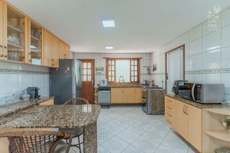 12_photo/94dce5b11f.1a1b7cff397dad89-ATLAS-9622a4eb-b254-424f-a631-95e68eaf0a92.jpg de casa à venda com 3 quartos, 450m² em Jardim Social, Curitiba