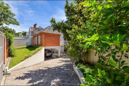 9_photo/94dce5b1af.c4d9960d4e7c8e66-ATLAS-193f3a79-3cb7-4eeb-ba92-81aac0cb0ad9.jpg de casa à venda com 5 quartos, 278m² em Jardim Social, Curitiba