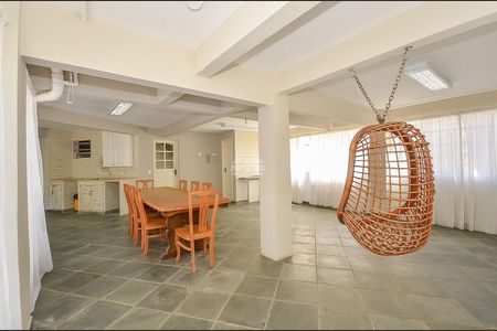 40_photo/94dce5b1af.c4d9960d4e7c8e66-ATLAS-3107cee1-3754-4892-881e-28d2acdb09fa.jpg de casa à venda com 5 quartos, 278m² em Jardim Social, Curitiba