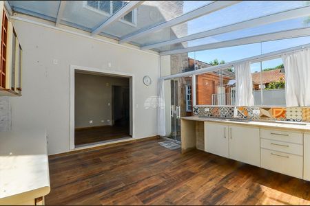 36_photo/94dce5b1af.c4d9960d4e7c8e66-ATLAS-31148094-ed1d-4423-be3c-50cb89a3a3e0.jpg de casa à venda com 5 quartos, 278m² em Jardim Social, Curitiba