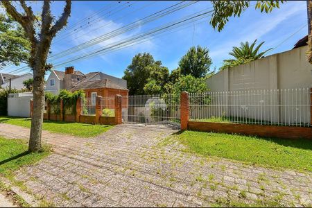 2_photo/94dce5b1af.c4d9960d4e7c8e66-ATLAS-3c04afef-777b-43c6-b473-bf17d8057f88.jpg de casa à venda com 5 quartos, 278m² em Jardim Social, Curitiba