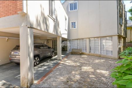 45_photo/94dce5b1af.c4d9960d4e7c8e66-ATLAS-736b5885-16f7-4b89-9041-a1f17371fe08.jpg de casa à venda com 5 quartos, 278m² em Jardim Social, Curitiba