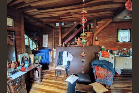 7_photo/94dce5b1e5.cba9474eaf1c4fd4-ATLAS-c66abb6b-ecd0-4cd9-bf55-1ca544c8cf5a.jpg de casa à venda com 3 quartos, 360m² em Tarumã, Curitiba