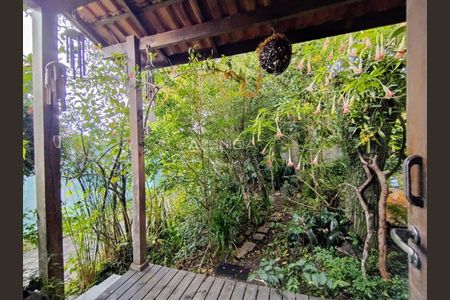 9_photo/94dce5b1e5.cba9474eaf1c4fd4-ATLAS-d142bd09-6e6b-40f7-a2e8-e810af85e5dd.jpg de casa à venda com 3 quartos, 360m² em Tarumã, Curitiba